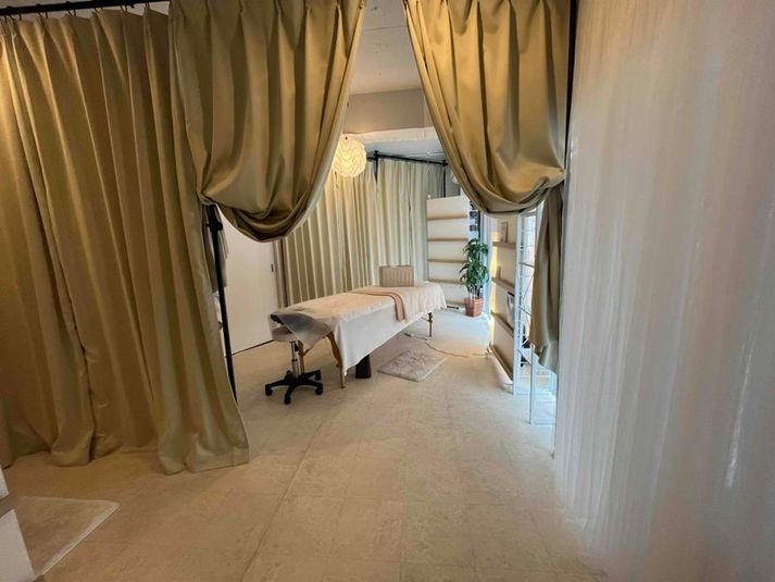 押上/スカイツリー【1時間¥1,500】完全個室の隠れ家サロン♫ - anfang東京スカイツリー店