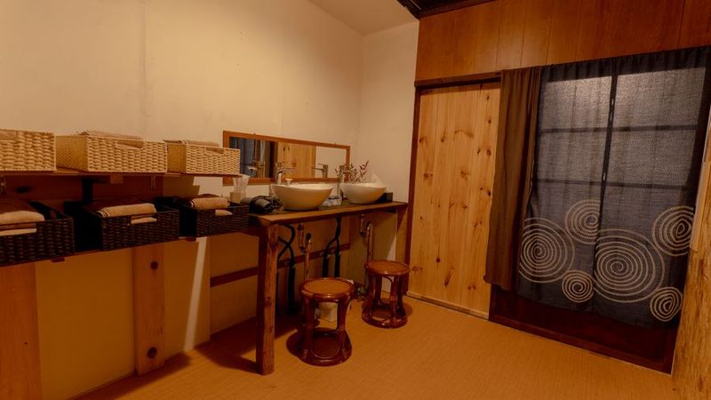 24時間入室可能のキッチン浴室付きのレンタルスペースです。 - 湯小屋 霞-kasumi-