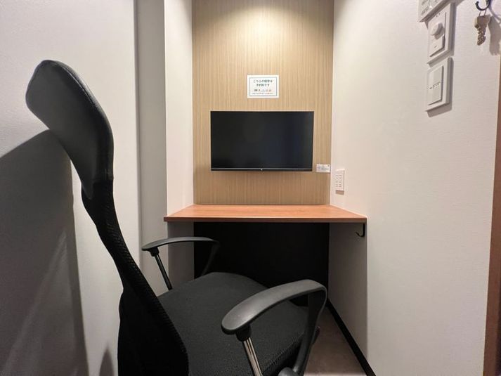 【新宿駅から徒歩1分】1名個室(個室15) - いいオフィス新宿西口
