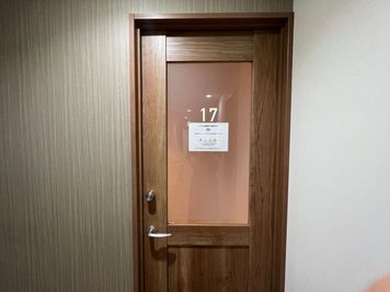いいオフィス新宿西口 【新宿駅から徒歩1分】1名個室(個室17)の室内の写真