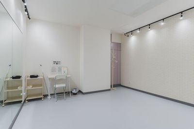 レンタルスペース スタジオEGG琴似店 Fスタジオ 地下鉄琴似駅徒歩１分 15㎡ ダンス　ヨガ　撮影　当日OK 1名～4名程度 - レンタルスペース　スタジオEGG琴似店　Fスタジオ