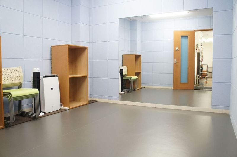 Aスタジオ／全面リノリウム床で バレエの個人練習やダンス、ヨガに - はいから個室スタジオ　大森店