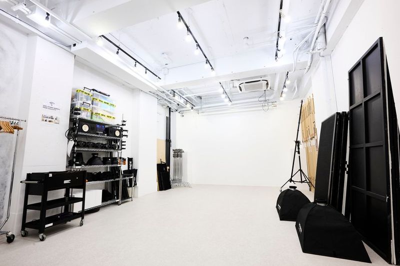 機材費コミコミのキャンペーン価格!レンタル撮影スタジオ - スタジオBIANCA表参道