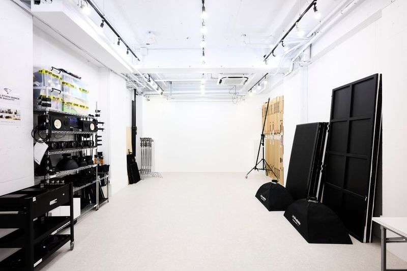 機材費コミコミのキャンペーン価格!レンタル撮影スタジオ - スタジオBIANCA表参道