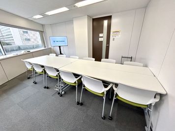 【対面形式12名着席可能！】 - TIME SHARING 品川センタービルディング 【閉店】608の室内の写真