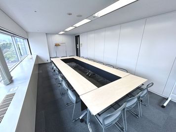 【会議室内の備品は無料でご利用いただけます】 - TIME SHARING 品川センタービルディング 【閉店】1206の室内の写真