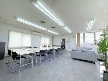 NKビル　レンタルスペース NKビル3F レンタル会議室の室内の写真