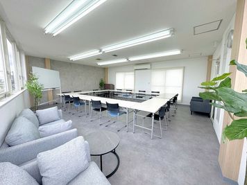 NKビル　レンタルスペース NKビル3F レンタル会議室の室内の写真