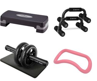 ・ステップ台
・プッシュアップバー
・アブローラー
・ウェーブストレッチリング - WHITEGYM新宿2号店 WHITEGYM新宿2号店/レンタルジムの室内の写真