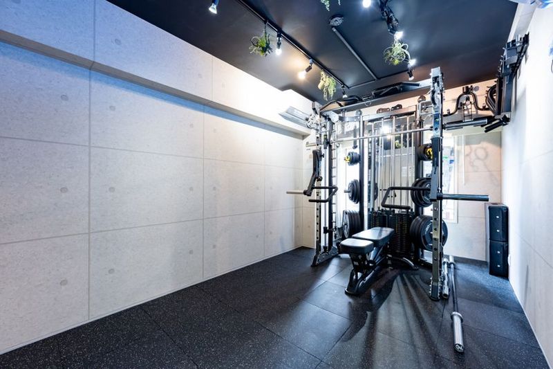 WHITEGYM新宿2号店 - WHITEGYM新宿2号店