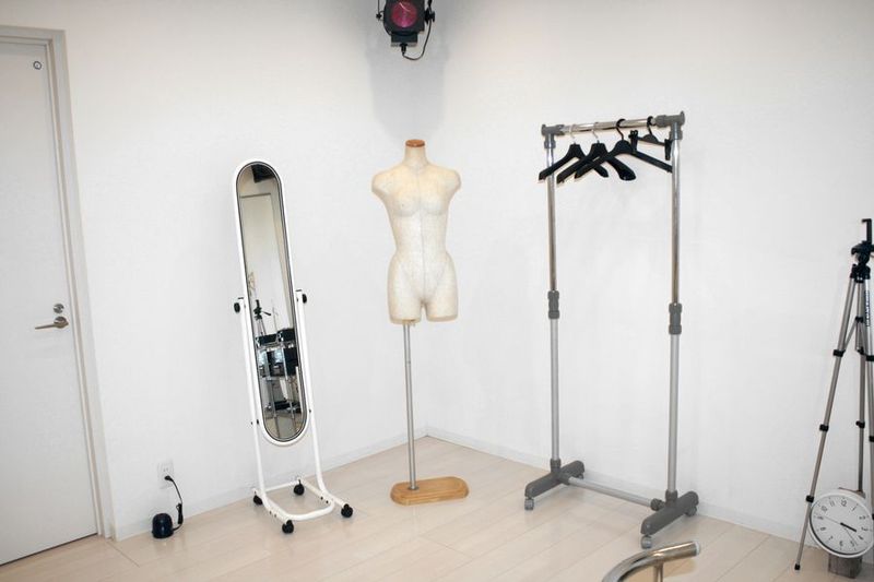 ロータス   前撮りロケ・メイクフィッティングスペース - Latina　ロータススタジオ