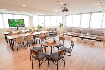 【秋葉原駅から5分】最大150㌅投影可・65㌅ディスプレイ/24時間・着席35名/超広い/パーティ・歓送迎会 - Chill Inn 秋葉原【秋葉原駅5分】5月オープン