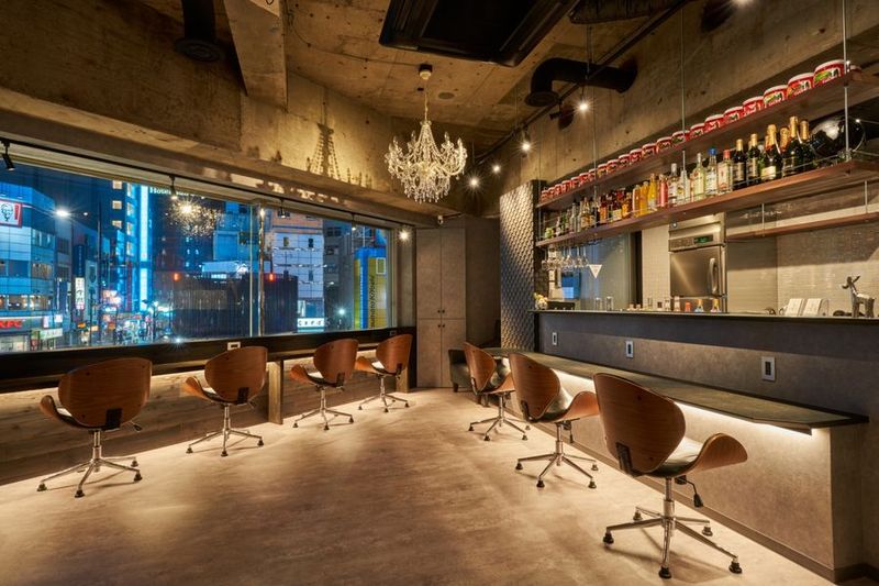 Relax BAR 池袋西口｜イベント・撮影可能📷 - Relax BAR 池袋西口