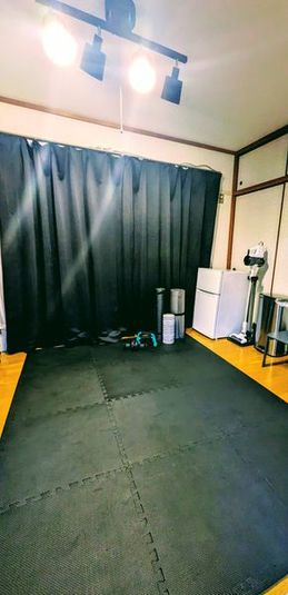 駐車場有、並木坂から歩いて5分のパーソナルトレーニングルーム - パーソナルトレーニングスペース上乃裏BASE