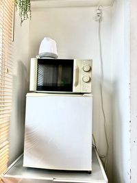 冷蔵庫と電子レンジと電気ケトル✨ - ウィルシャー・プレイス神田 貸し会議室の設備の写真