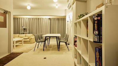 キャビネットとダイニングの別角度 - rental lounge御茶ノ水のその他の写真