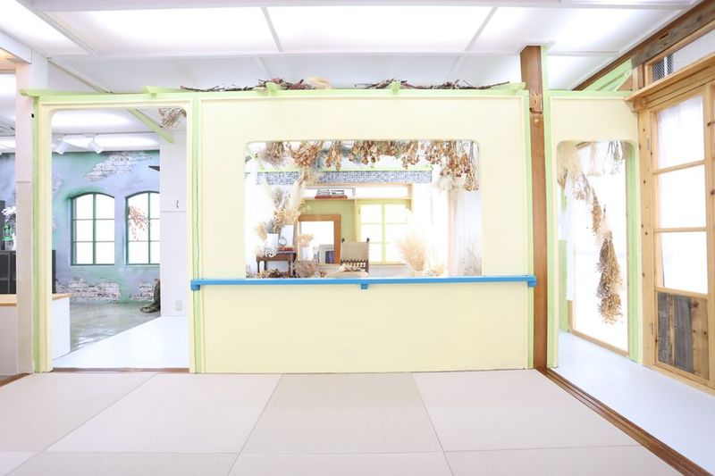 名古屋　お洒落な大型写真撮影スタジオ - スマイルスタジオ　覚王山店