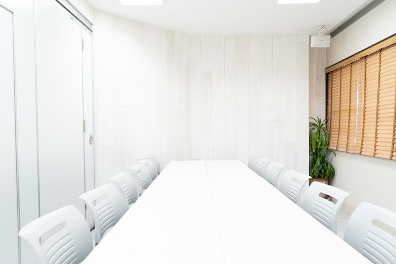 小会議室C - 貸会議室２４大宮