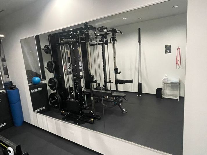 レンタルジムROOM3 - enGYM二日市店