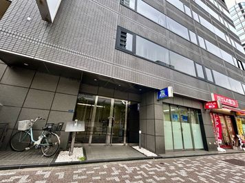 【ビル入口】 - TIME SHARING 水天宮前 日本橋蛎殻町東急ビル 5階 【閉店】502の入口の写真