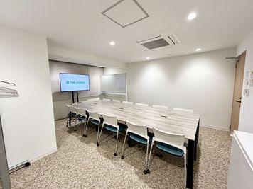 【対面形式で12名着席可能】 - TIME SHARING 水天宮前 日本橋蛎殻町東急ビル 5階 【閉店】503の室内の写真