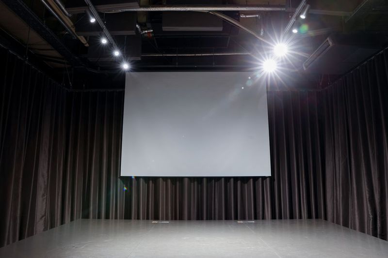 多目的スペース - fireworksstudios