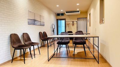 セミナーや会議後に、そのまま懇親会はいかがでしょうか？ - シエスタ烏丸 〈シエスタ烏丸〉【11名～20名様専用】の室内の写真