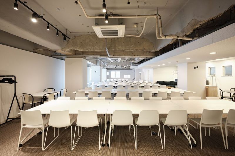 【2024年4月OPEN】最大124名利用可能な大規模スペース - SPOT表参道青山骨董通り入口GRANDE