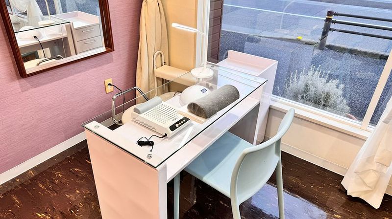 神戸 東灘区 ネイル レンタルスペース - 神戸•東灘 KTairレンタルサロン