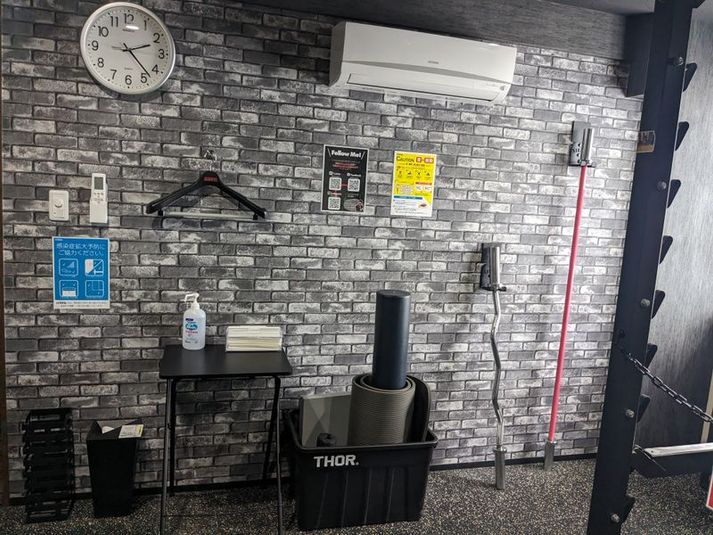 【個室ジム】フリーウェイトが豊富♪ハコジム高宮店ルーム4 - ハコジム高宮店