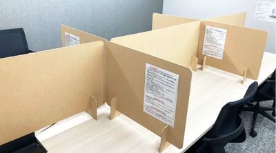 relark大宮 【会話不可】オープン席（18：00～23：00）の室内の写真