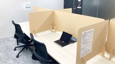 relark大宮 【会話不可】オープン席（18：00～23：00）の室内の写真