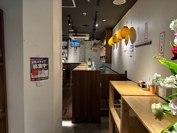 大阪駅前第一ビル　そよかぜ BARそよかぜの室内の写真