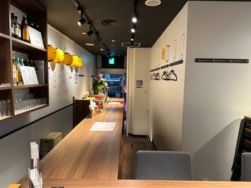 大阪駅前第一ビル　そよかぜ BARそよかぜの室内の写真