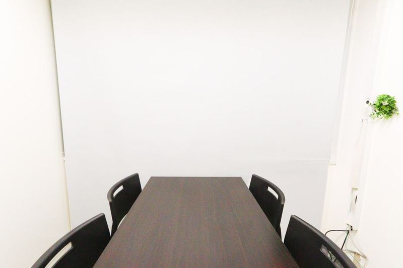 ふれあい貸し会議室 梅田No112 - ふれあい貸し会議室 梅田東梅田