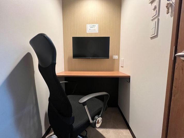 【新宿駅から徒歩1分】1名個室(個室6) - いいオフィス新宿西口