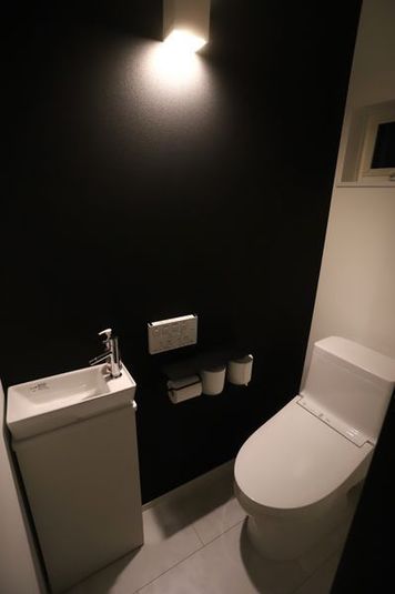 バレエ個人練習　リノリウム　ポワント　トゥシューズ　三面鏡 - めるもバレエ metamorphose Ballet