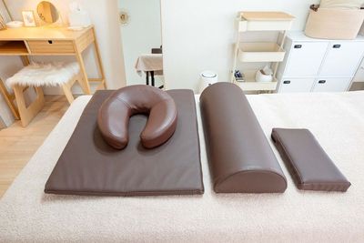 クッション類、防水ベッドシーツ、ピローシーツは無料でご利用頂けます。 - Share retreat シェアリトリート 【完全個室✨】藤沢本町駅徒歩3分　レンタルサロンシェアリトリートの設備の写真