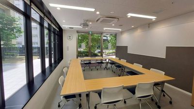 着席12名会議レイアウト - レンタルスペース　結～MUSUBI～ Rental Space　結～MUSUBI～の室内の写真