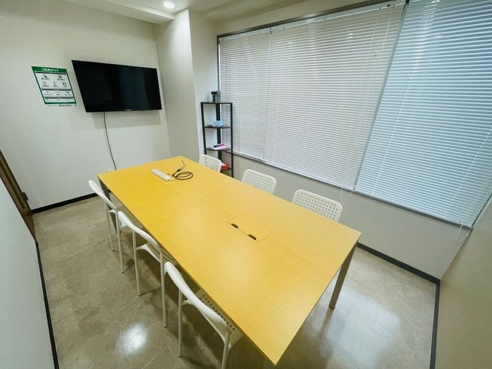 【荻窪駅から1分】6名会議室（RoomA） - いいオフィス荻窪