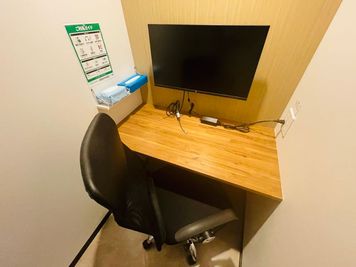 いいオフィス荻窪 【荻窪駅徒歩1分】1名個室（ブース8）の室内の写真