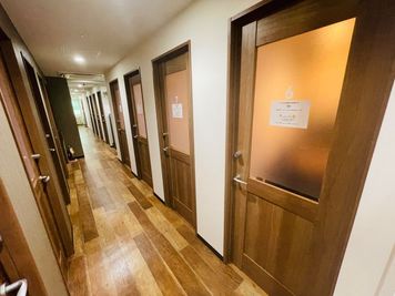 いいオフィス荻窪 【荻窪駅徒歩1分】1名個室（ブース8）のその他の写真