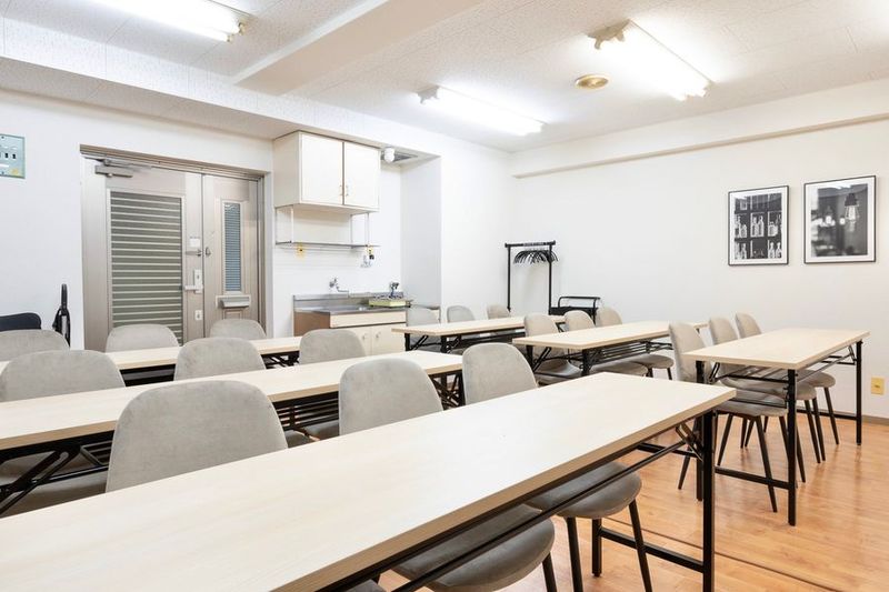 貸し会議室、ワークスペース - 〈SMILE会議室 広島駅前店〉