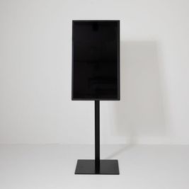 デジタルサイネージ×1動画 / 画像サイズ : W1920xH1080
STUDIO1優先、使用していない場合は、STUDIO2でもご利用が可能です。
 - PREMIER STUDIO STUDIO2の室内の写真