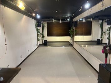 駅チカ！格安！鏡あり！※現在スピーカーの電波不具合の対応中です（スピーカーは使えます） - プロダクションフランネル