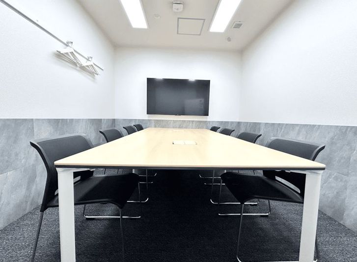 RoomC（ｾﾙﾌ設営/ロの字/当日予約OK） - 名古屋会議室 ATS広小路ビル栄駅前店