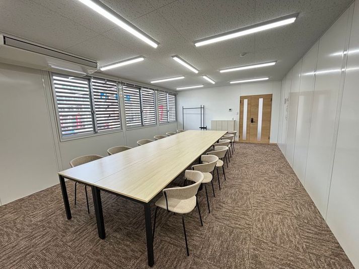 Community2 - U-SPACE茶屋ヶ坂駅前店