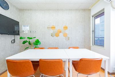 ふれあい貸し会議室 横浜スカイメナー ふれあい貸し会議室 横浜Cの室内の写真