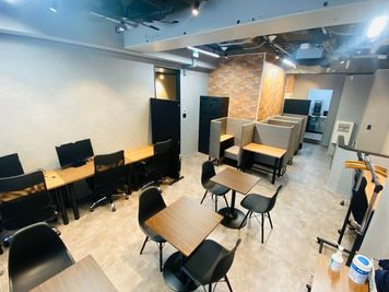 【上野駅徒歩３分✨】24時間利用可能♪高速インターネット♪フロアごとに用途に合わせた３つのコンセプトのコワーキングスペース⭐ - ExeWorks上野
