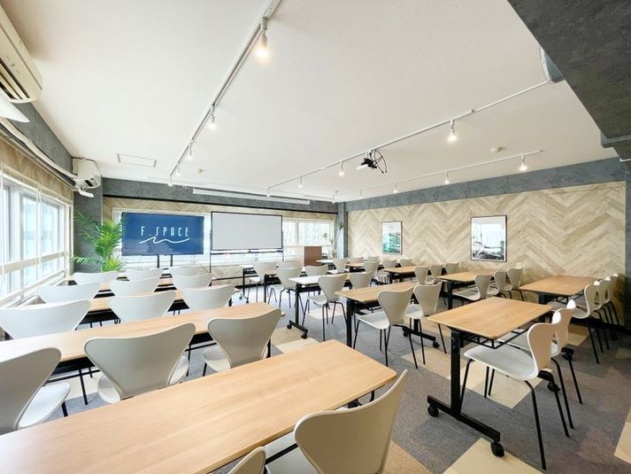 【エフスペ渋谷】高速Wi-Fi｜ウォーターサーバー飲み放題｜ 【渋谷駅徒歩5分】💣大規模リニューアル💣 Wi-Fi無料！ の室内の写真